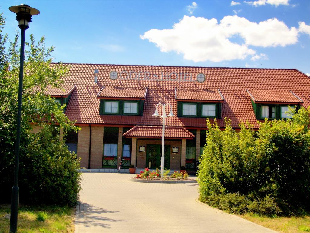 Oder-Hotel Schwedt Exterior foto